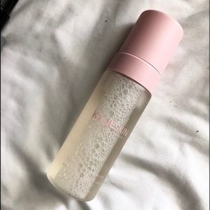 kylie foaming face wash